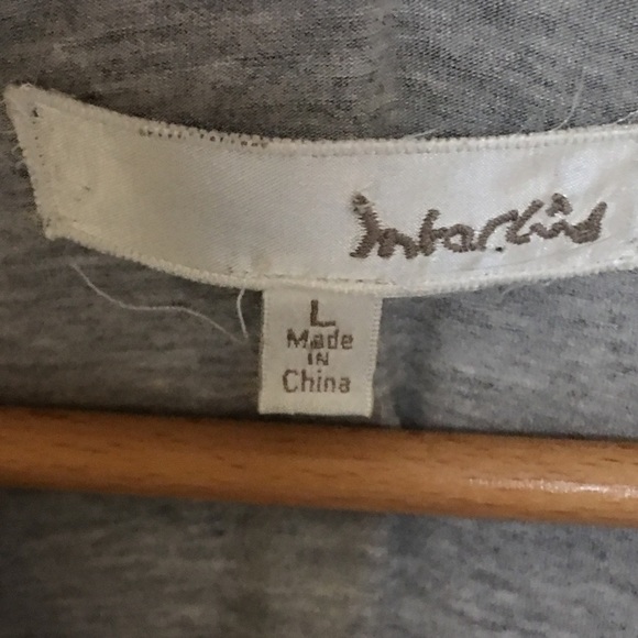 New NWOT Silver Sequined Smocked Soft Gray Long Sleeve Top - Picture 7 of 8